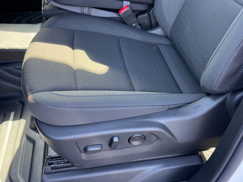 GMC Sierra 1500 Vehicle Image 15