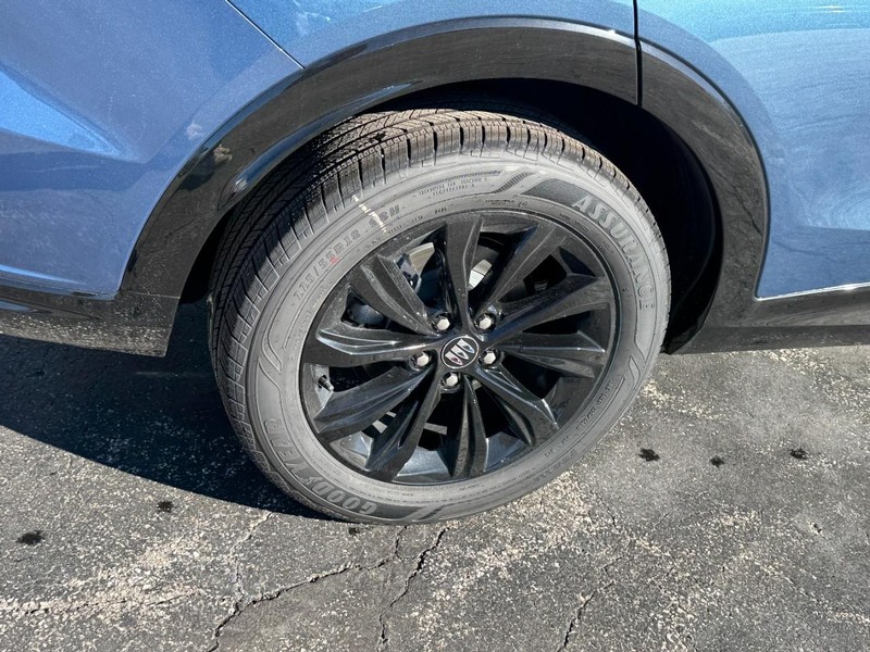 Buick Envista Vehicle Image 04