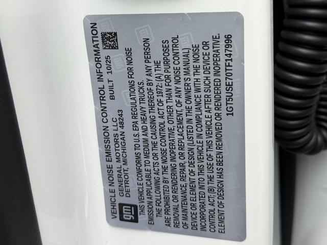 GMC Sierra 3500HD Vehicle Image 14