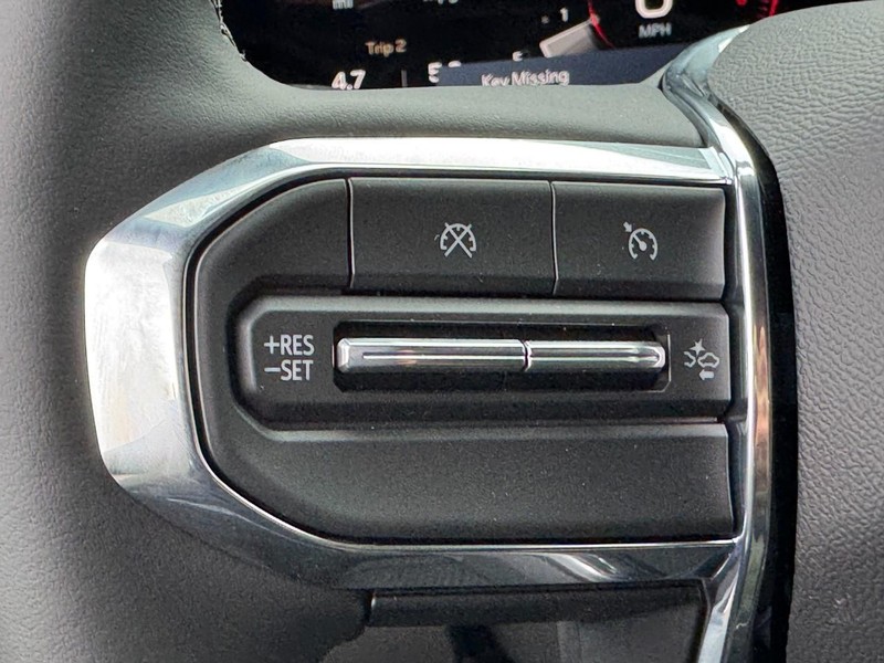 GMC Canyon Vehicle Image 10