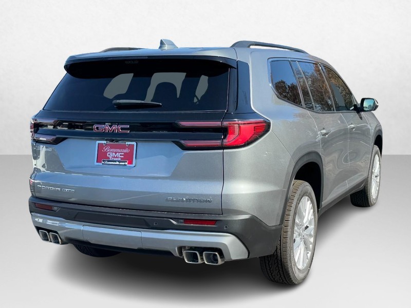 GMC Acadia Vehicle Image 03