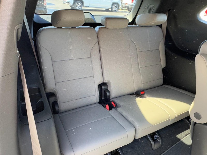 GMC Acadia Vehicle Image 06