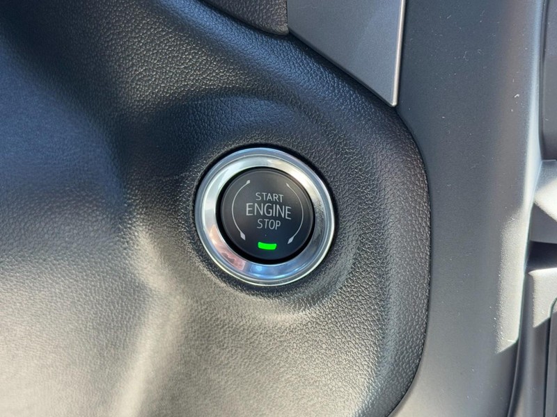 GMC Sierra 2500HD Vehicle Image 13