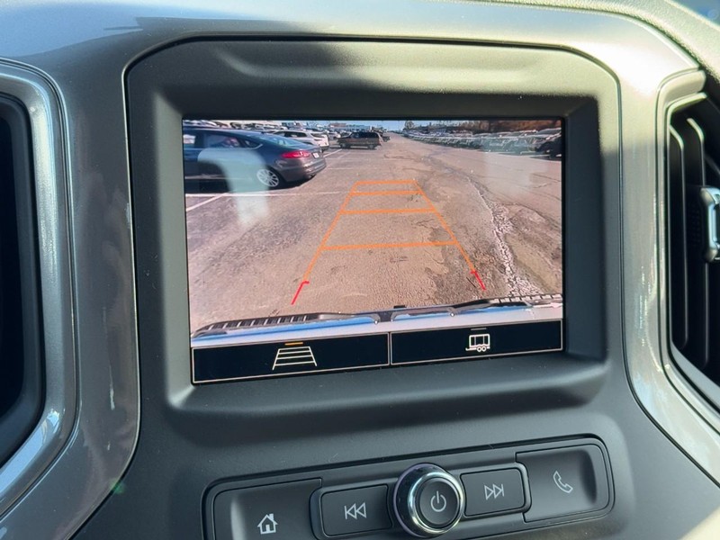 GMC Sierra 2500HD Vehicle Image 14