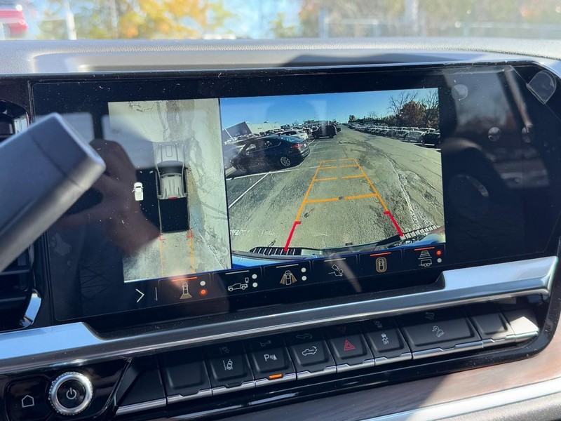 GMC Sierra 2500HD Vehicle Image 15