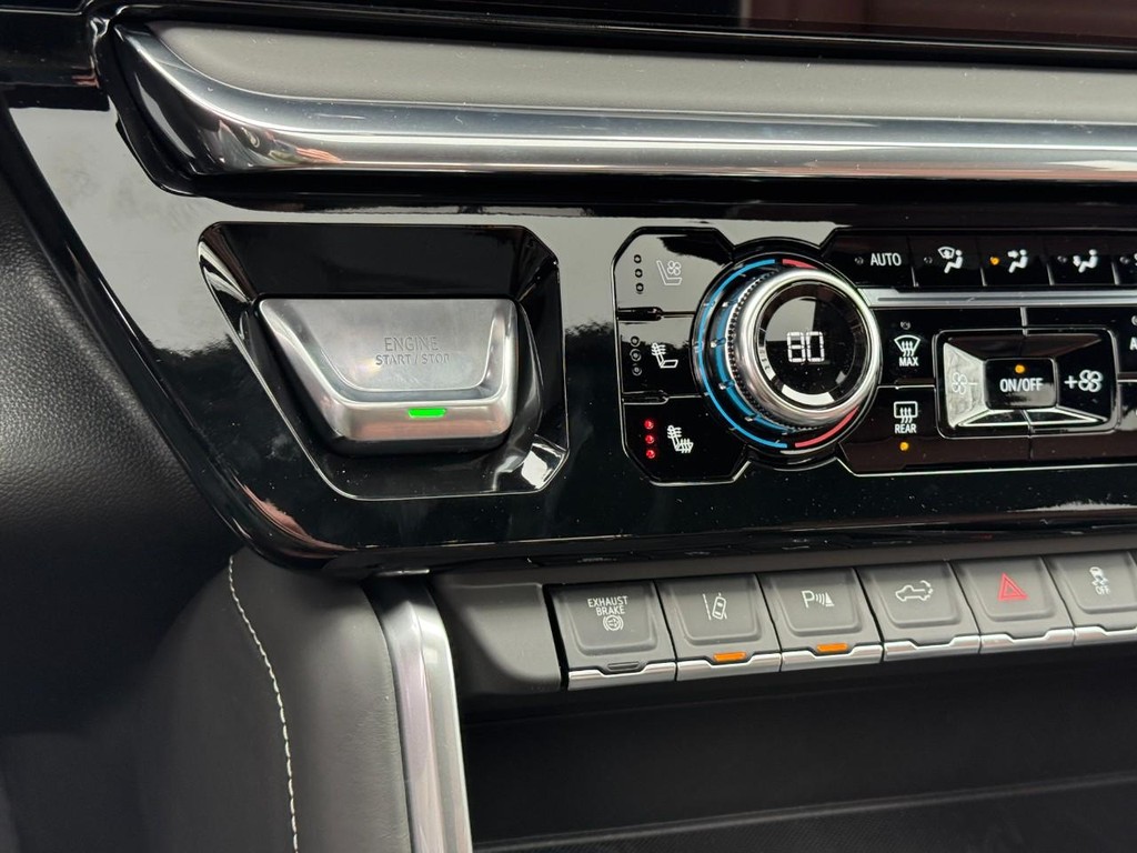 GMC Sierra 2500HD Vehicle Image 13