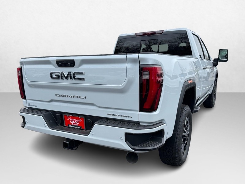 GMC Sierra 2500HD Vehicle Image 03
