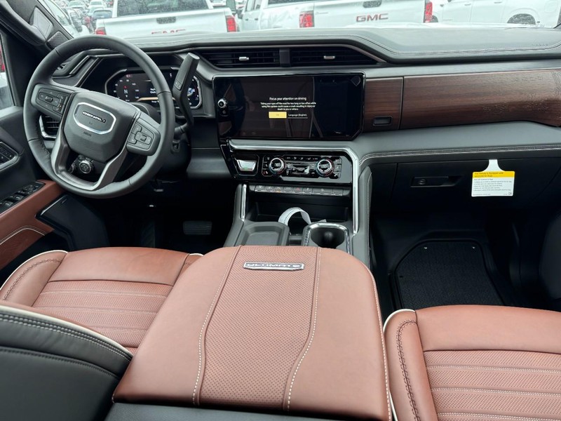 GMC Sierra 2500HD Vehicle Image 06