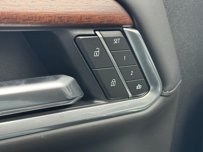 GMC Sierra 2500HD Vehicle Image 10