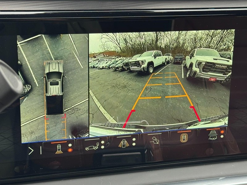 GMC Sierra 2500HD Vehicle Image 14