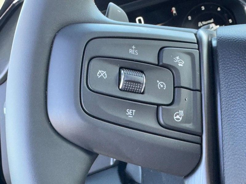 GMC Sierra 1500 Vehicle Image 11