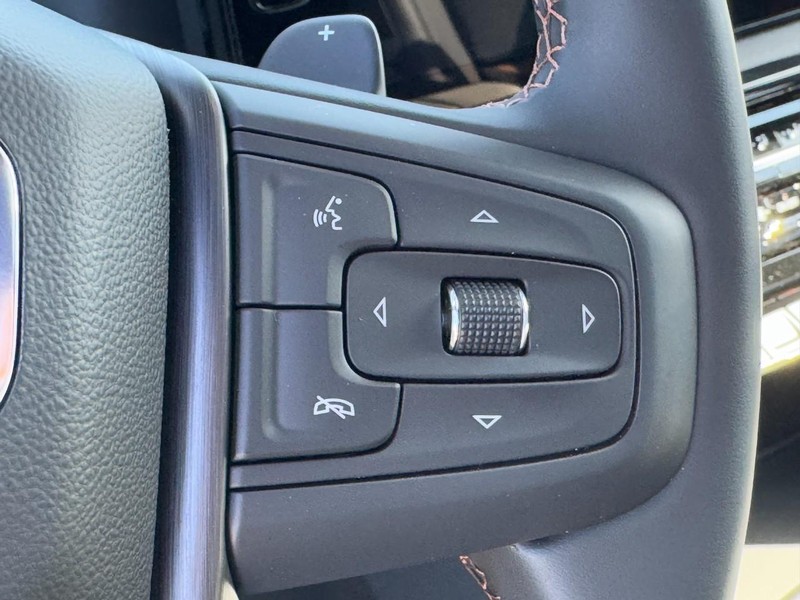 GMC Sierra 1500 Vehicle Image 12