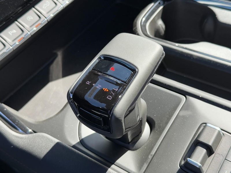 GMC Sierra 1500 Vehicle Image 13