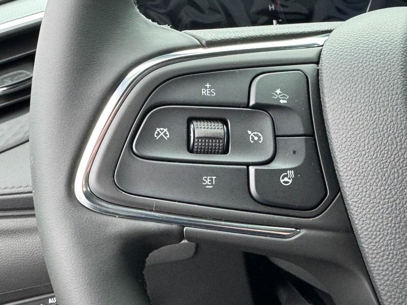 Buick Encore GX Vehicle Image 10