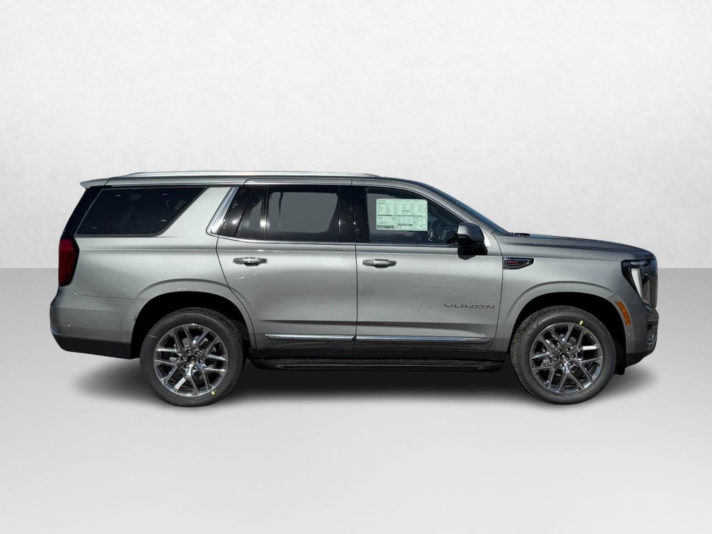 GMC Yukon Vehicle Image 02