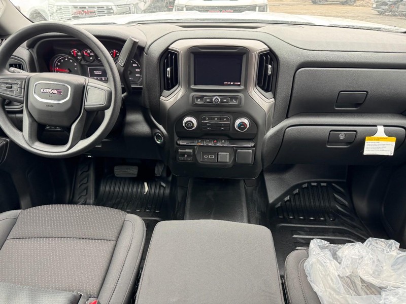 GMC Sierra 3500HD Vehicle Image 06