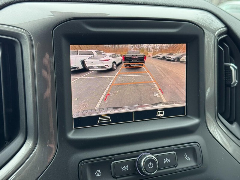 GMC Sierra 3500HD Vehicle Image 12