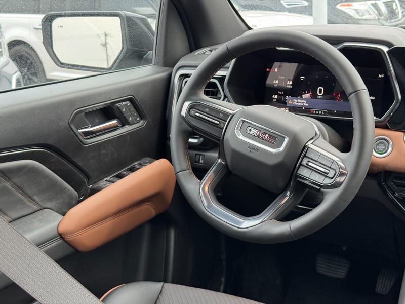 GMC Canyon Vehicle Image 07