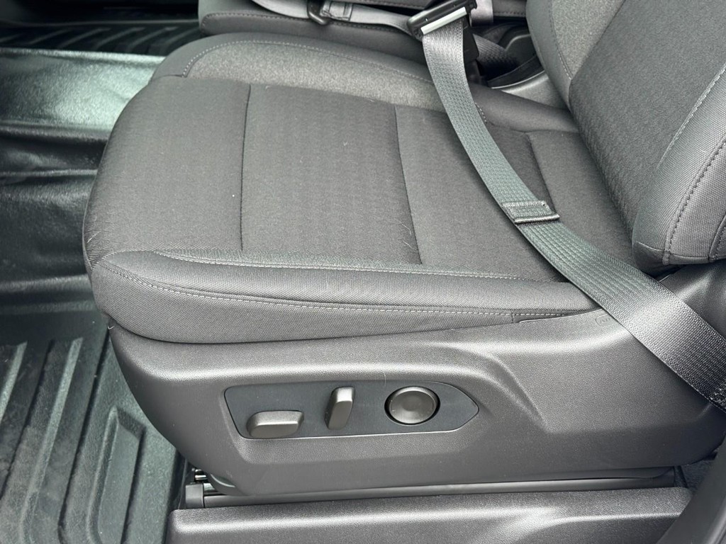 GMC Sierra 1500 Vehicle Image 13