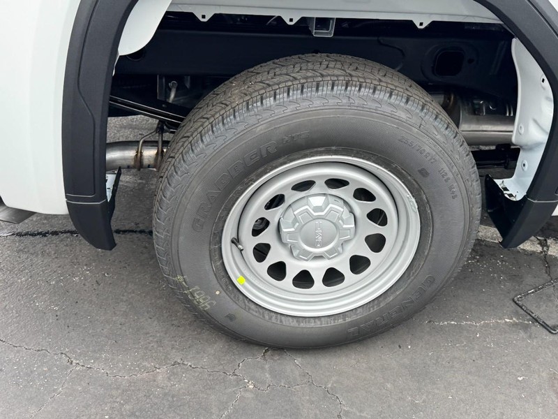 GMC Sierra 1500 Vehicle Image 04