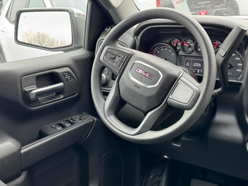 GMC Sierra 1500 Vehicle Image 07