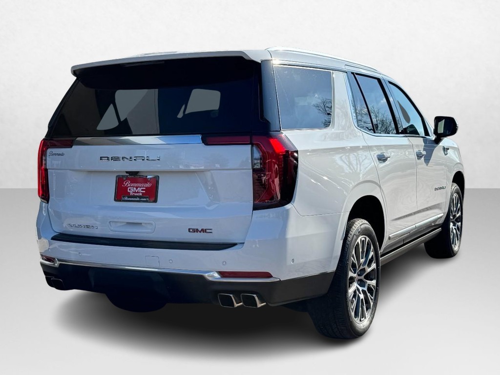 GMC Yukon Vehicle Image 03