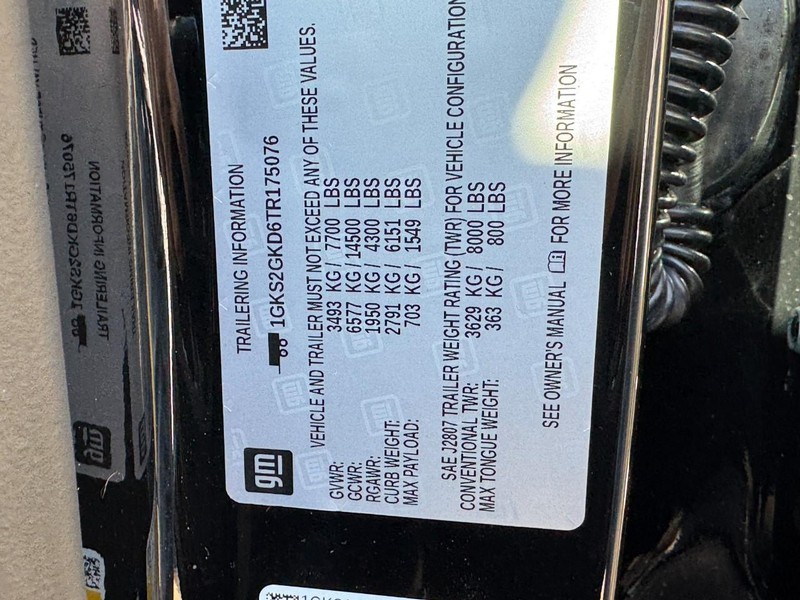 GMC Yukon XL Vehicle Image 18