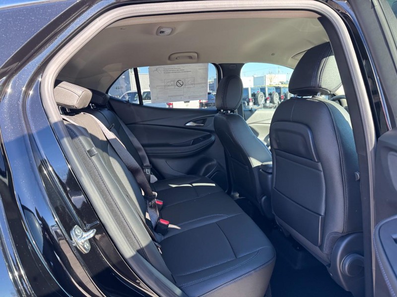 Buick Encore GX Vehicle Image 05