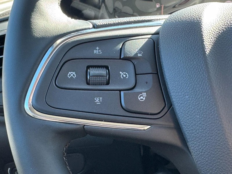 Buick Encore GX Vehicle Image 10