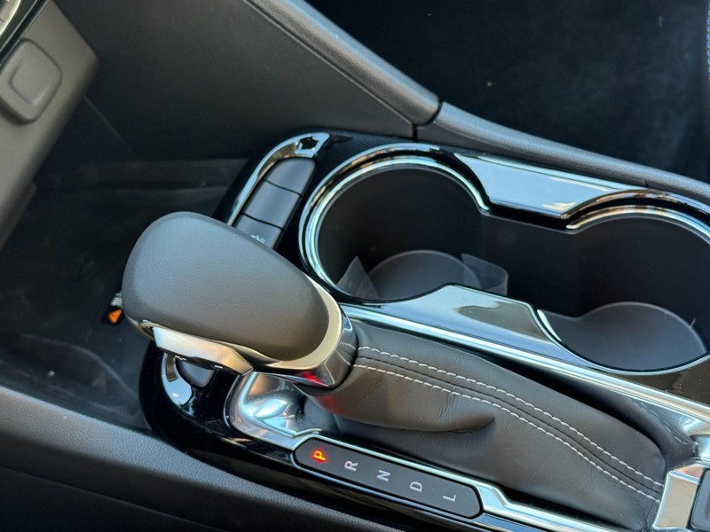 Buick Encore GX Vehicle Image 12