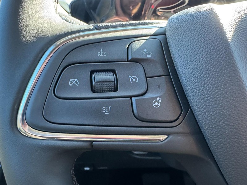 Buick Encore GX Vehicle Image 10