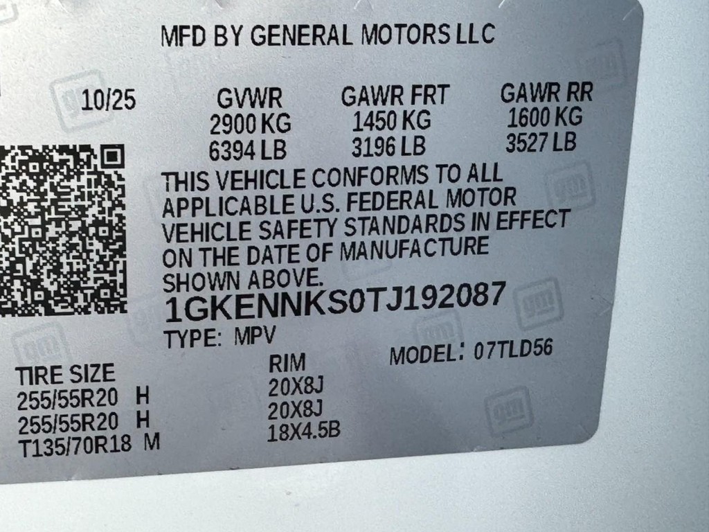 GMC Acadia Vehicle Image 16