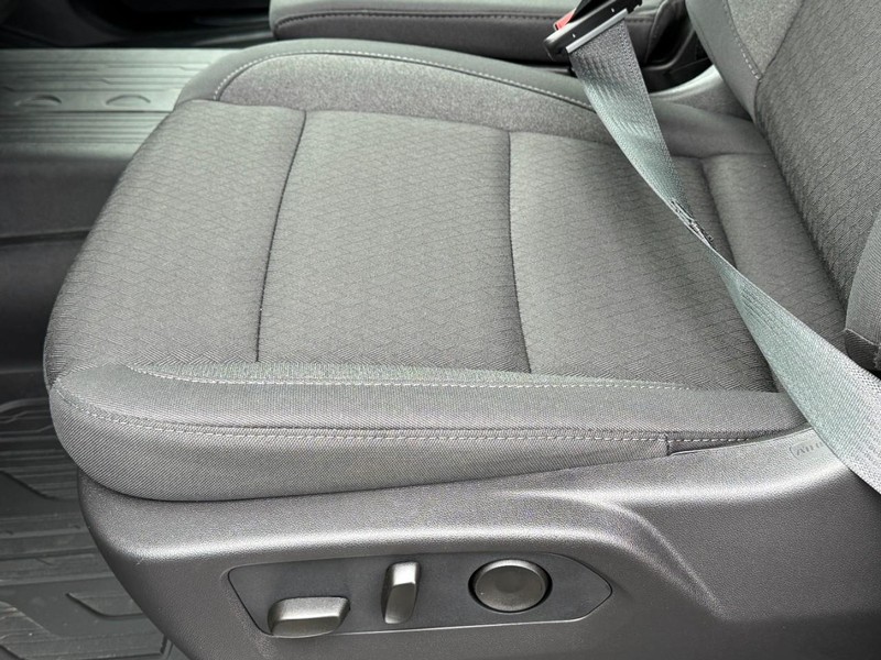 GMC Sierra 1500 Vehicle Image 14