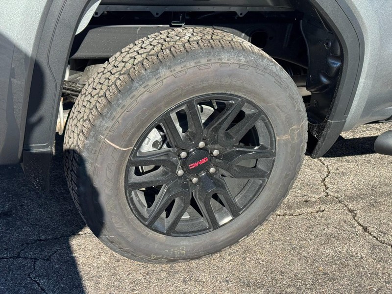 GMC Sierra 1500 Vehicle Image 04