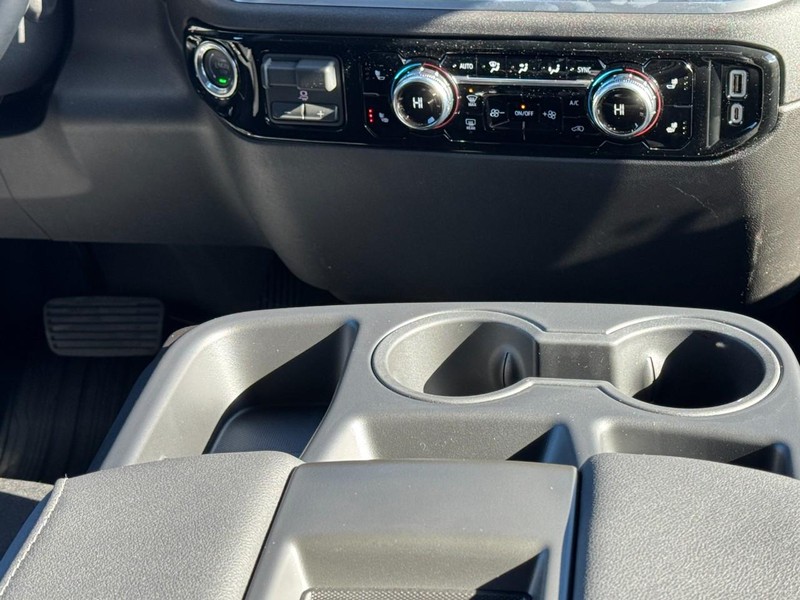 GMC Sierra 1500 Vehicle Image 09