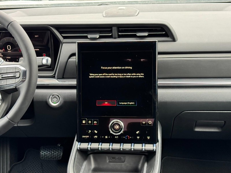 GMC Terrain Vehicle Image 08