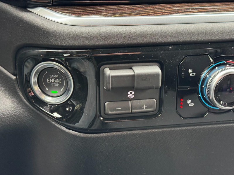 GMC Sierra 1500 Vehicle Image 12