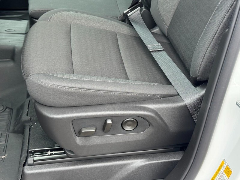 GMC Sierra 1500 Vehicle Image 14