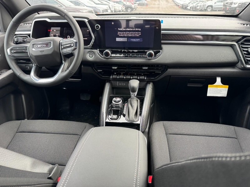 GMC Canyon Vehicle Image 05