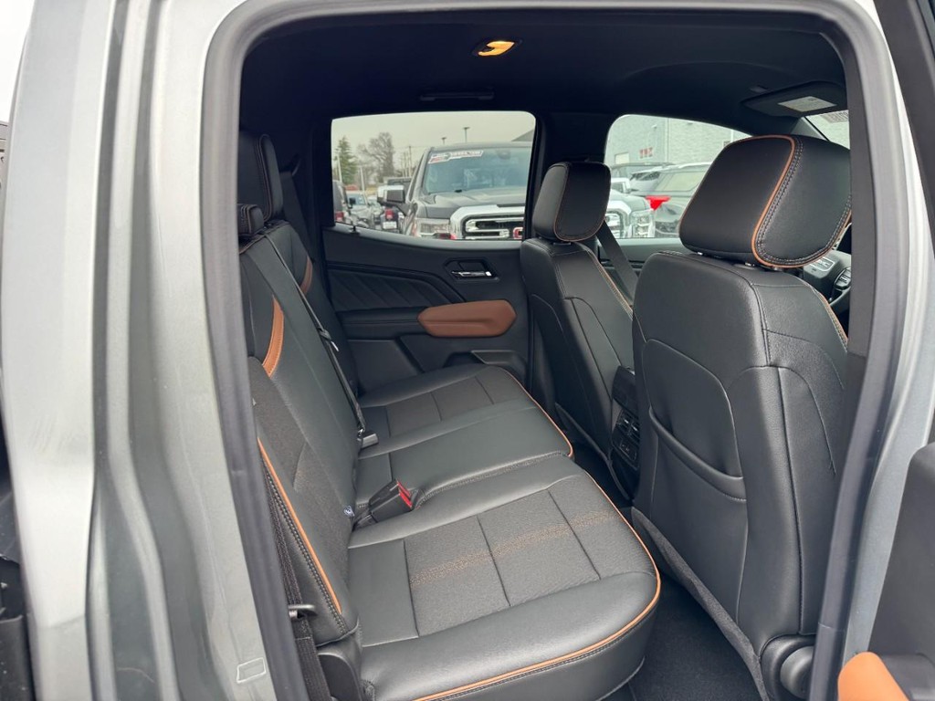 GMC Canyon Vehicle Image 05