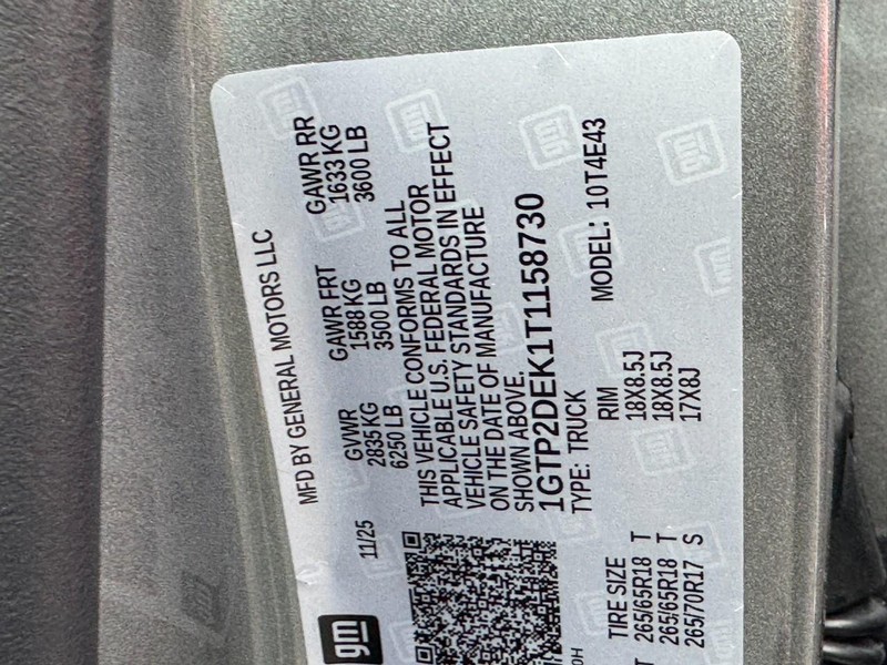 GMC Canyon Vehicle Image 16