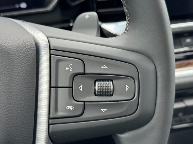 GMC Sierra 1500 Vehicle Image 11