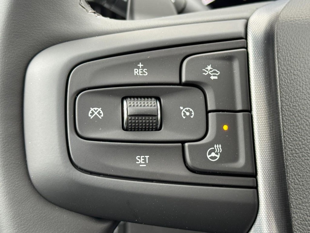 GMC Sierra 1500 Vehicle Image 11