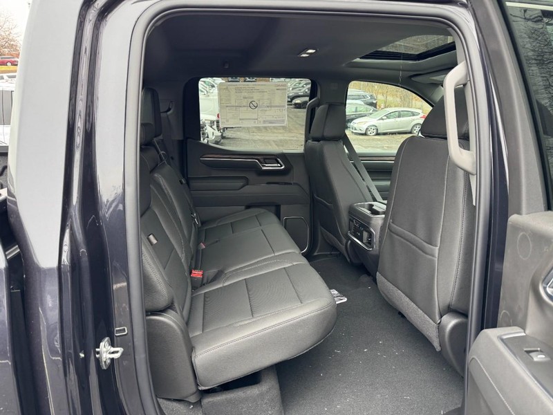 GMC Sierra 1500 Vehicle Image 05