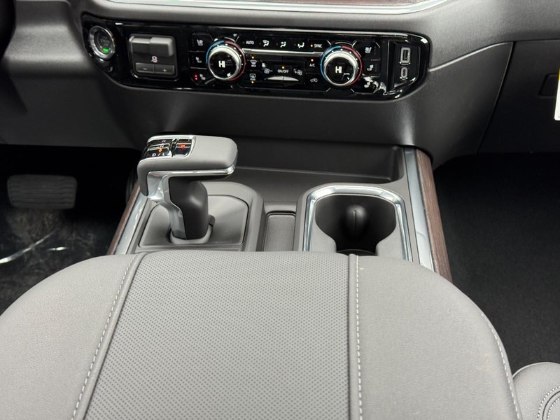 GMC Sierra 1500 Vehicle Image 09