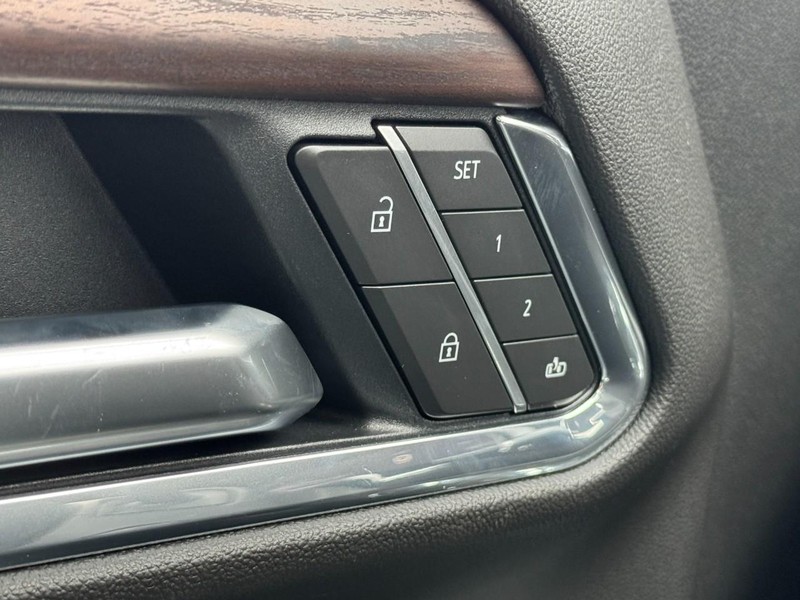 GMC Sierra 1500 Vehicle Image 10