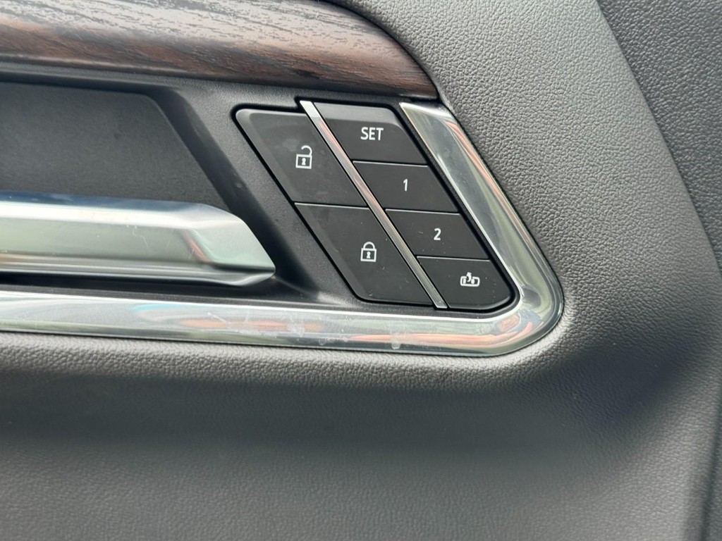 GMC Sierra 1500 Vehicle Image 10