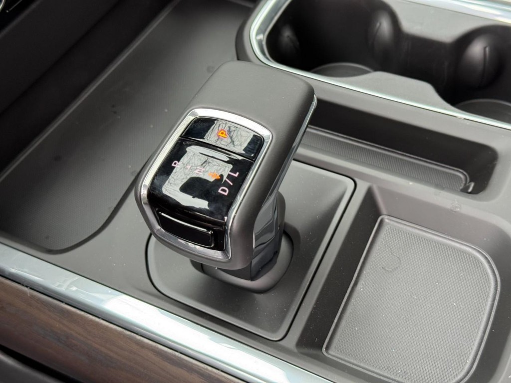 GMC Sierra 1500 Vehicle Image 13