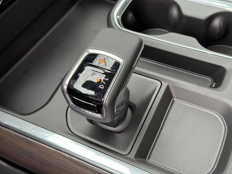 GMC Sierra 1500 Vehicle Image 13