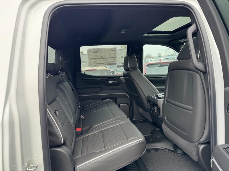 GMC Sierra 1500 Vehicle Image 05